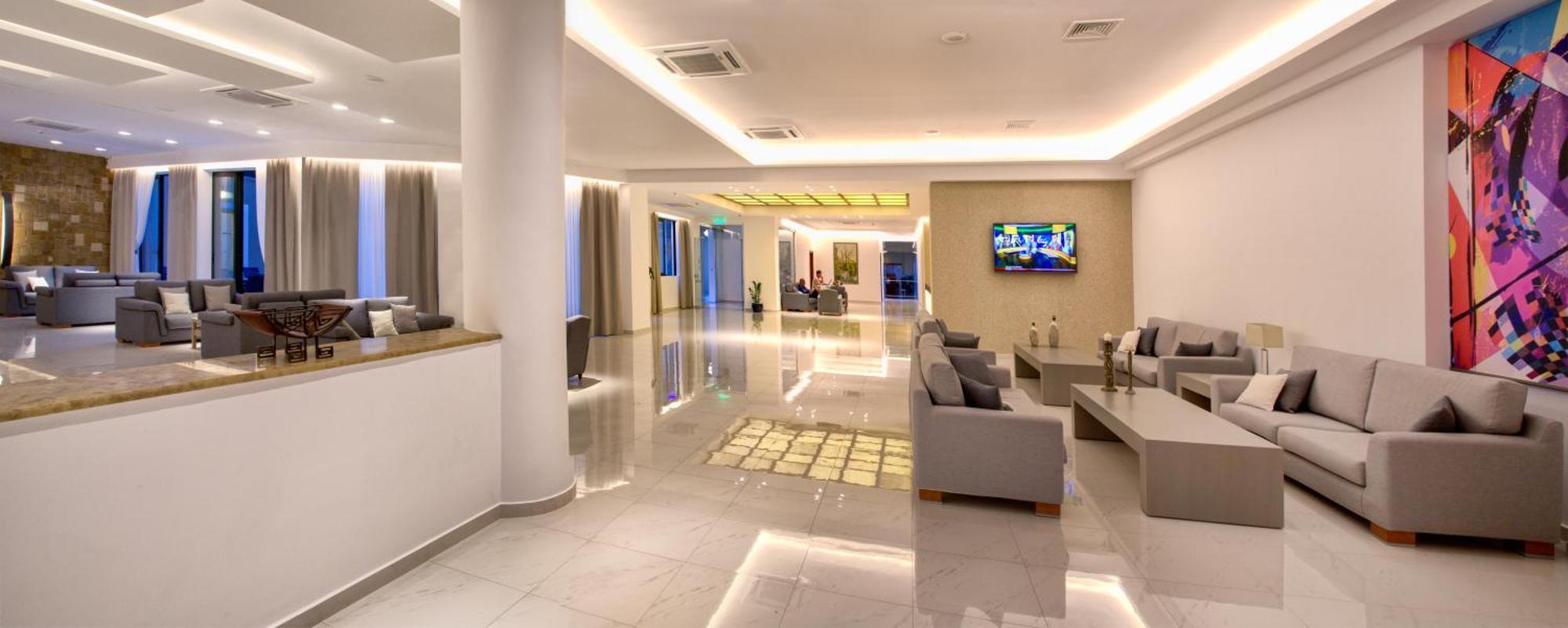 Mediterranean Beach Resort Laganas Exterior photo